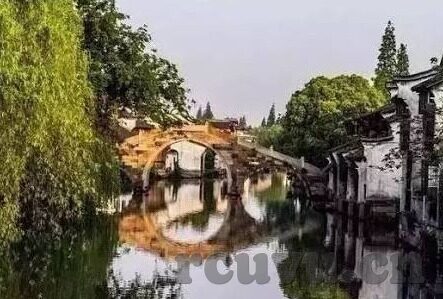 纤纤影视果冻传媒-纤纤影视与果冻传媒，共绘数字娱乐新篇章